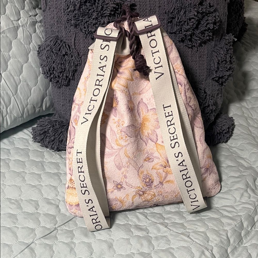 NWT Victoria's Secret Lavender Floral Backpack - Picture 2 of 10